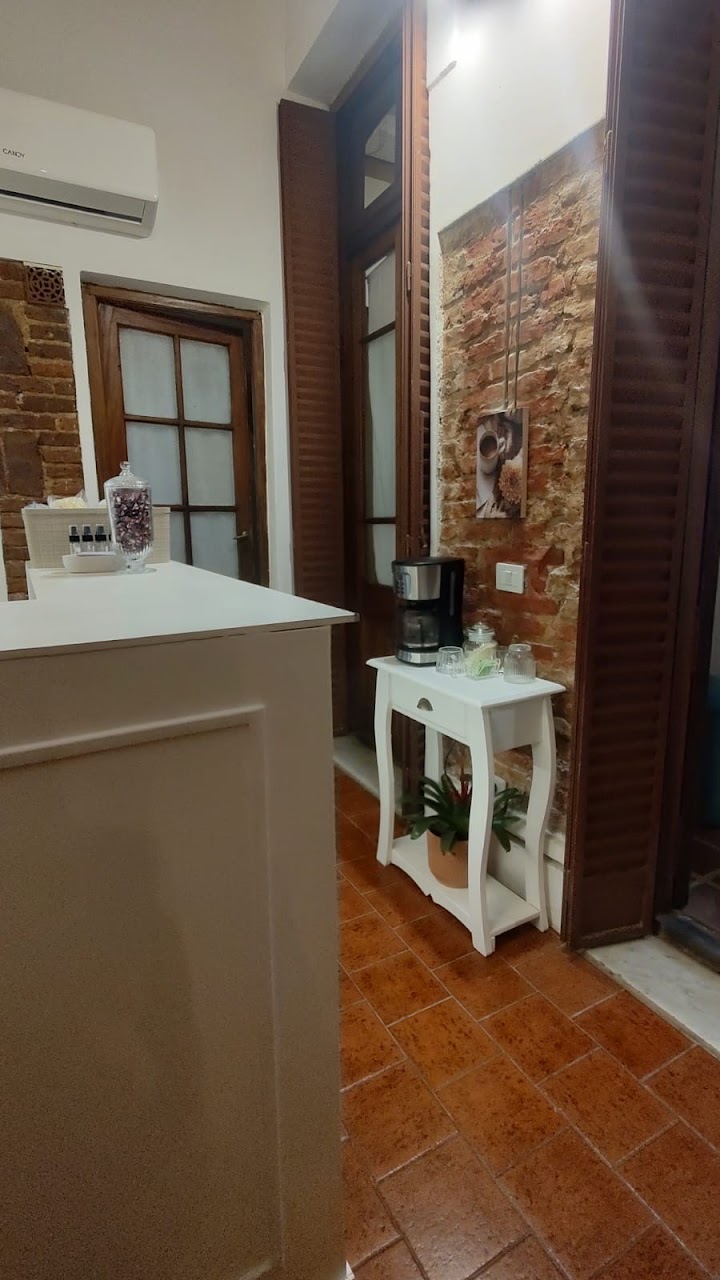 Recepción y Sala de Espera de Lujo De Rosa